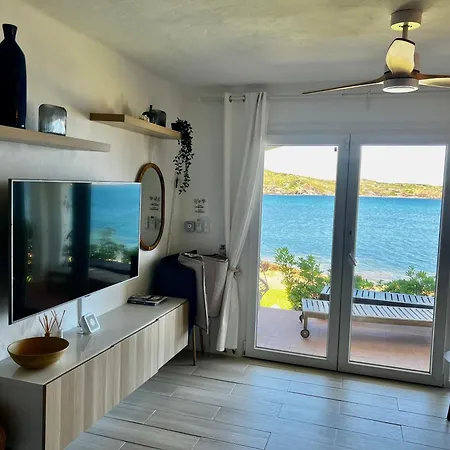 Miravent Terraza Y Jardin Frente Al Mar Menorca Apartamento