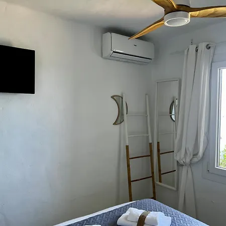 Apartamento Miravent Terraza Y Jardin Frente Al Mar Menorca